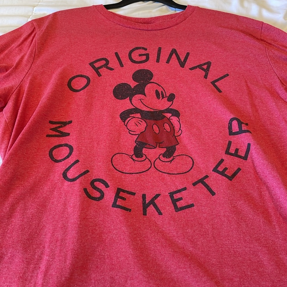 3/$15 🔴 Men’s Disney Store Mickey Mouse Original Mouseketeer shirt Size Large - Picture 2 of 4